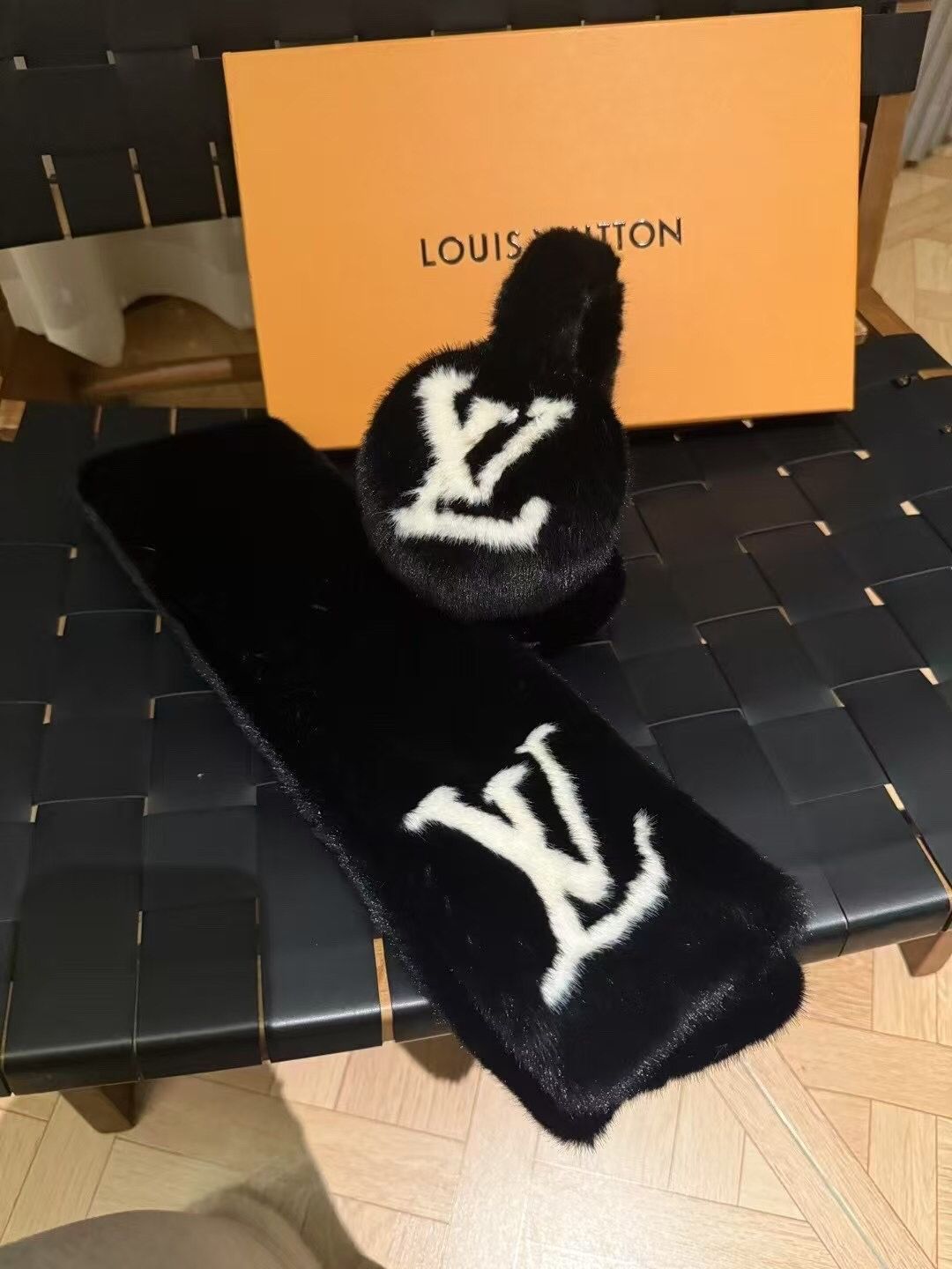 LOUIS VUITTON ファー セット 選択
