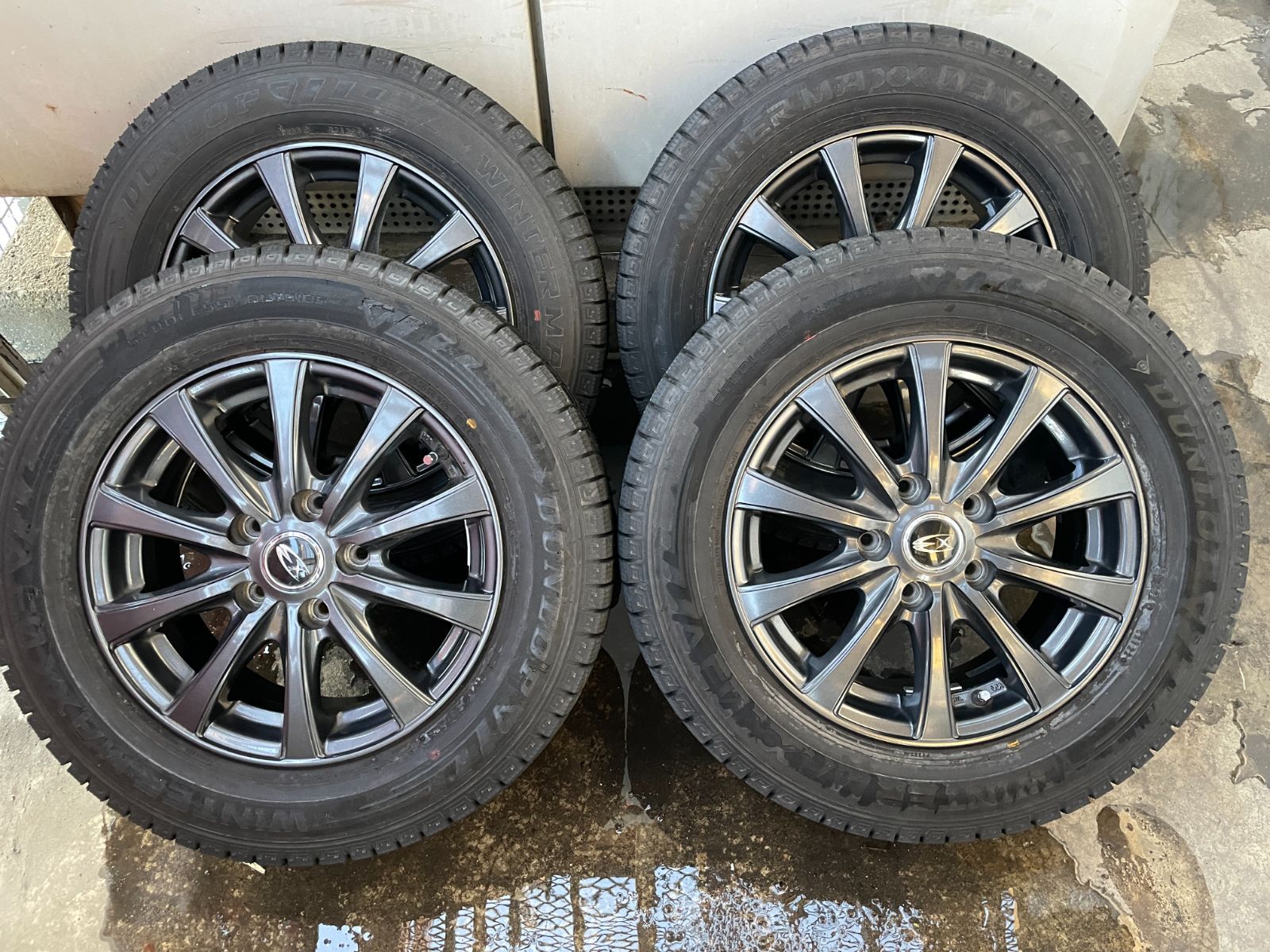 ホットスタッフ アルミホイール 15インチ 6 0 J 43 PCD 114 3 5 H＆スタッドレス WINTER MAXX 03 195 65 R 15 品 4本セット 菅77