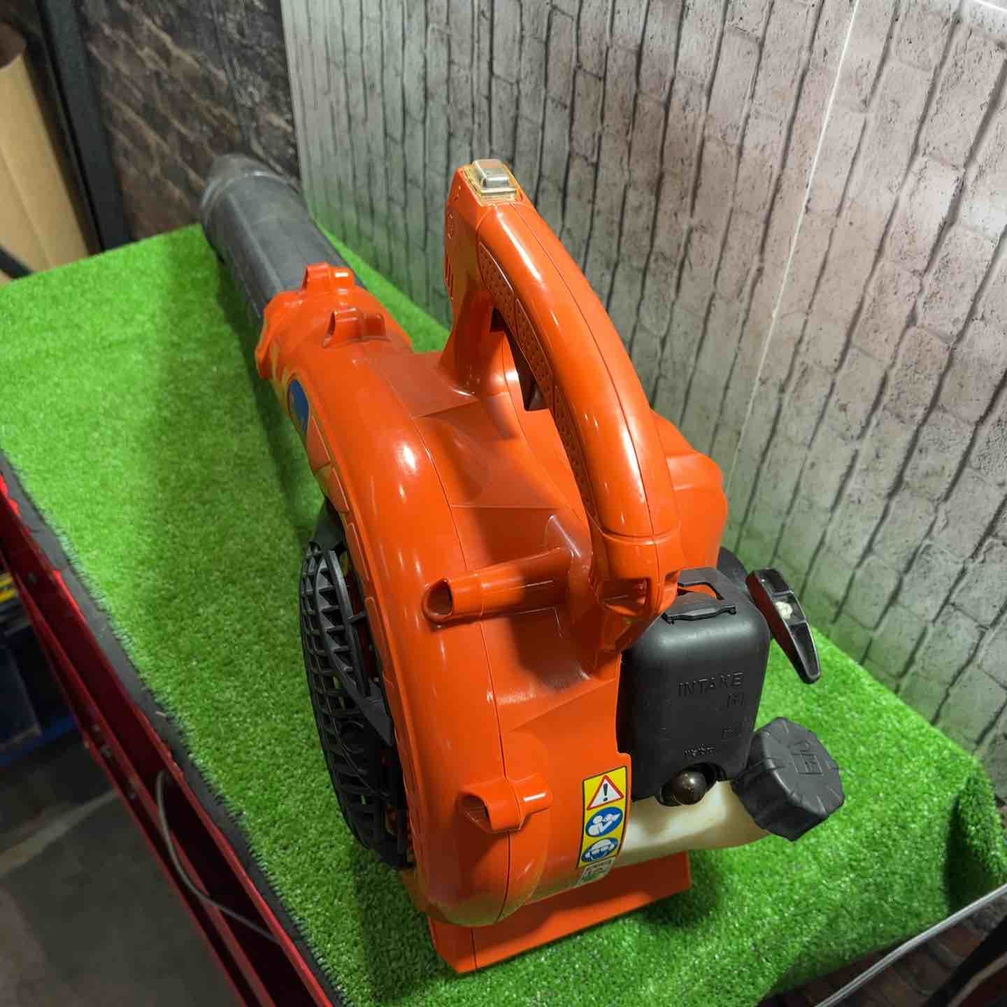 タナカ Tanaka エンジンブロワー 23.9 cc