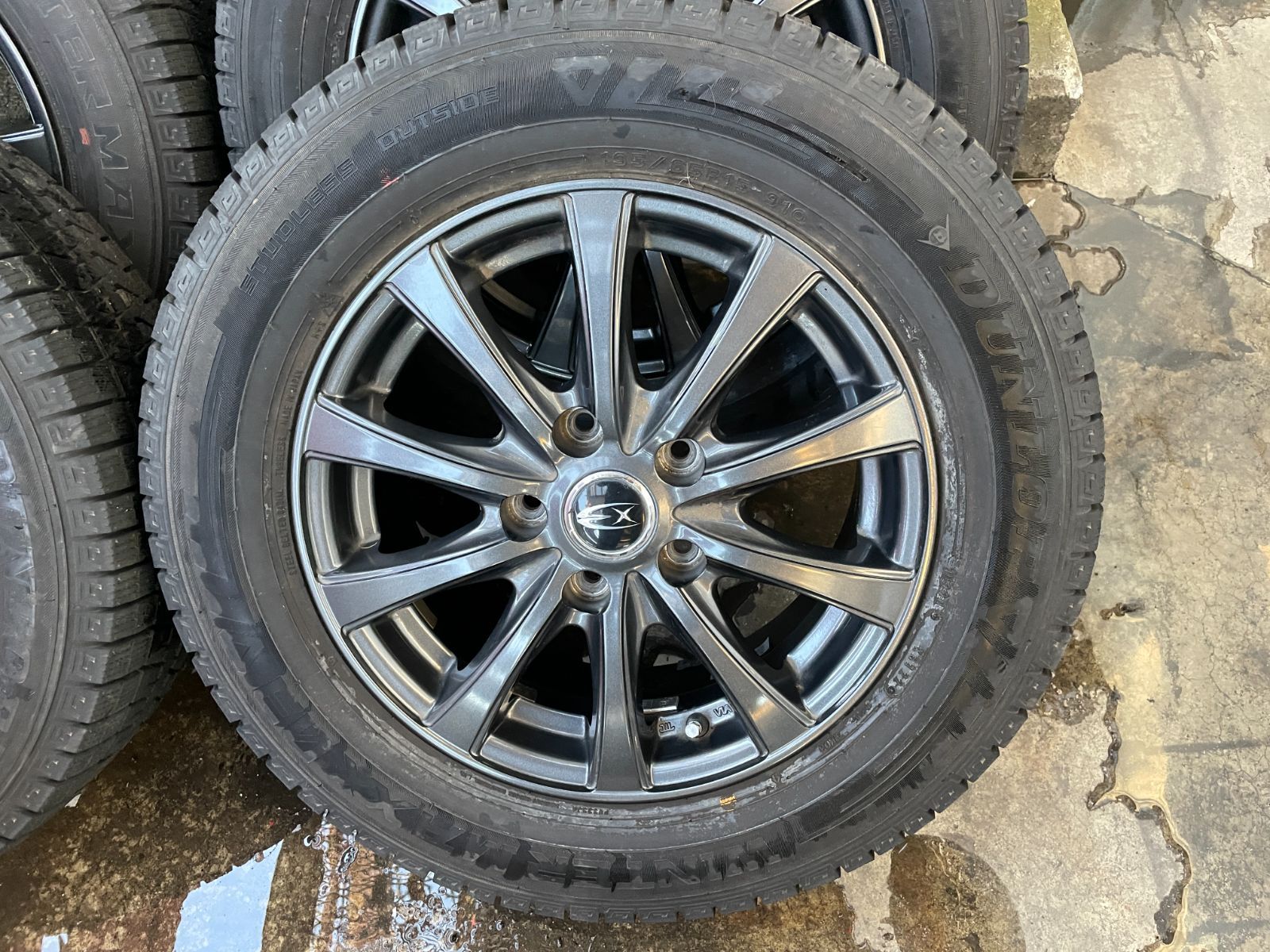 ホットスタッフ アルミホイール 15インチ 6 0 J 43 PCD 114 3 5 H＆スタッドレス WINTER MAXX 03 195 65 R 15 品 4本セット 菅77