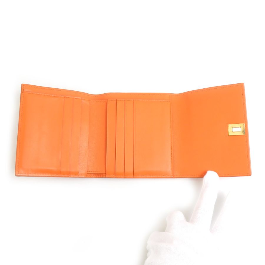 ボッテガヴェネタ BOTTEGAVENETA