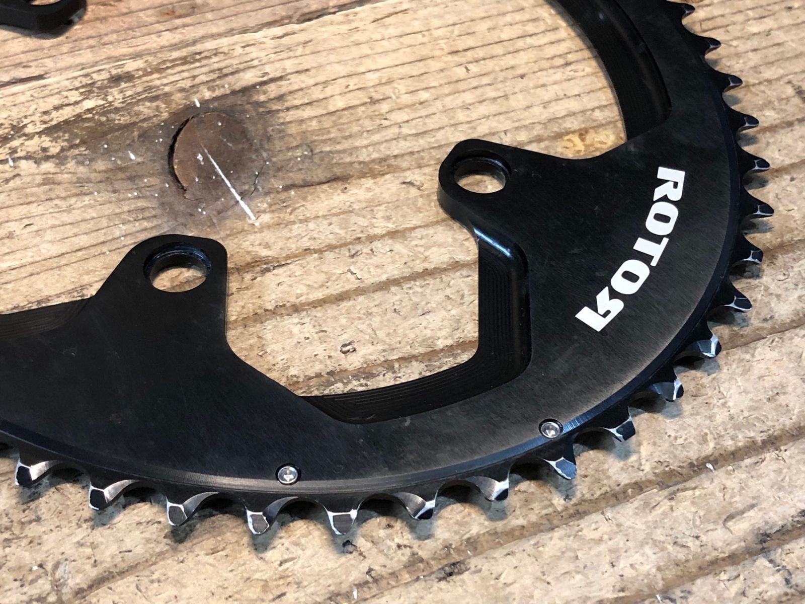 JP618 ローター ROTOR QRINGS 楕円チェーンリング アウター 52T 110BCD