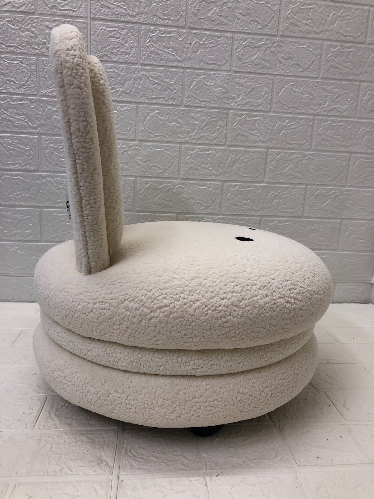 ミッフィー miffy マカロンチェア 椅子 コストコ コストコで買ったミッフィーのマカロンチェア可愛かった〜〜🐰ˊ