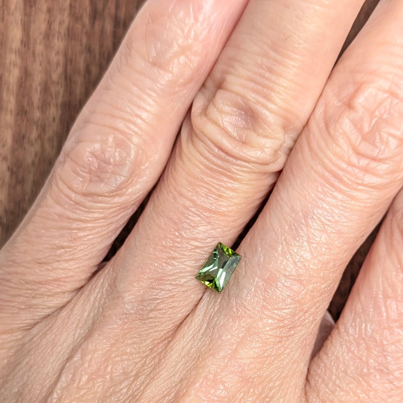 グリーントルマリン 【0.50ct】PRO207418 - メルカリ
