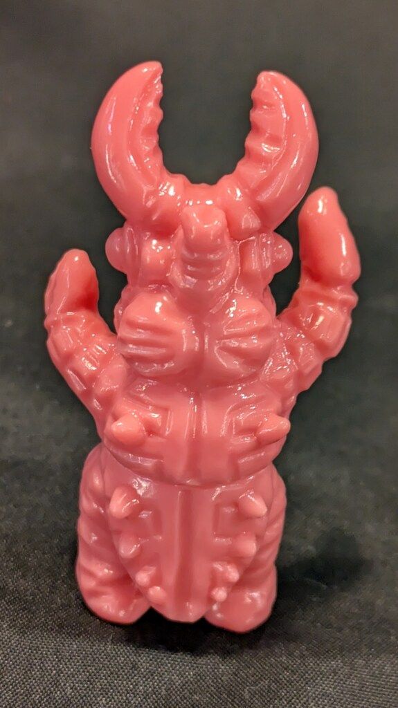 ぶたのはな じゃんけんバトル ノコギリン ピンク成型 未塗装