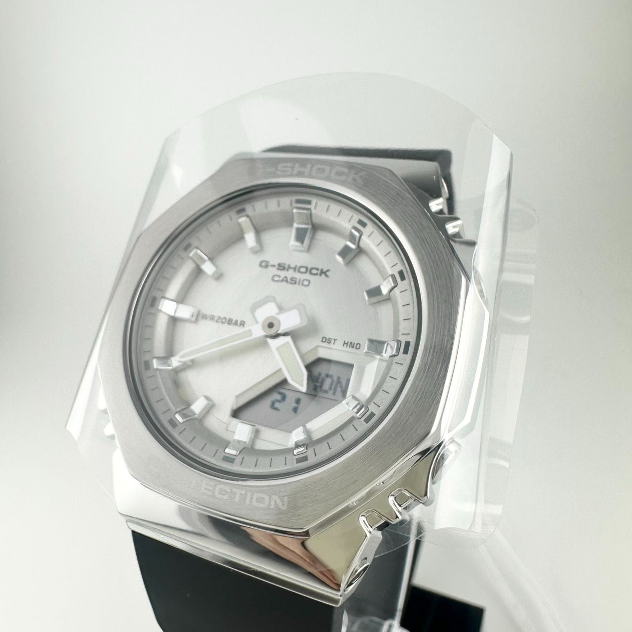 CACIO カシオ 腕時計 G-SHOCK ジーショック メタルカバード 環境配慮素材採用 GM-S 2110-1 A 7 JF レディース シルバー×ホワイト