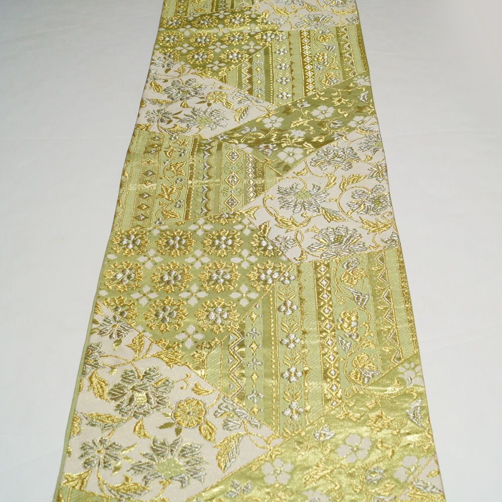 袋帯 裂取に唐花、更紗模様 金糸 六通柄 萌黄色系 【袋帯 中古 袋帯