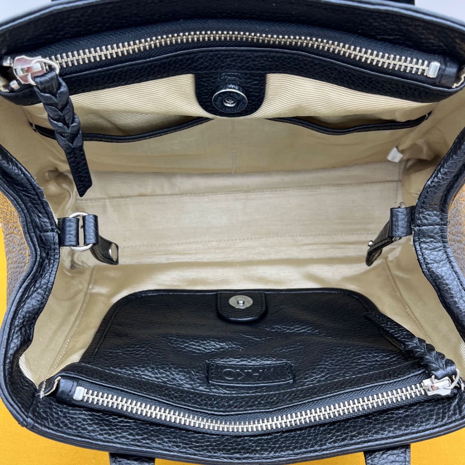 ✨美品✨WAKO 銀座和光 シボ革 カーフレザー ブラック ハンドバッグ