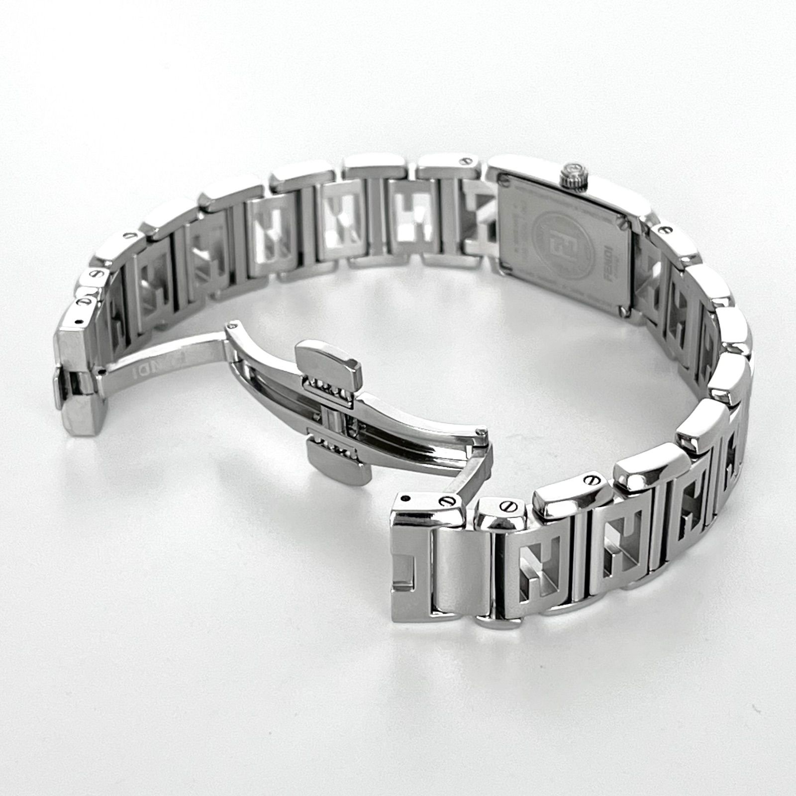 フェンディ 1200L レディース 腕時計 磨き済み 美品】FENDI 電池新品