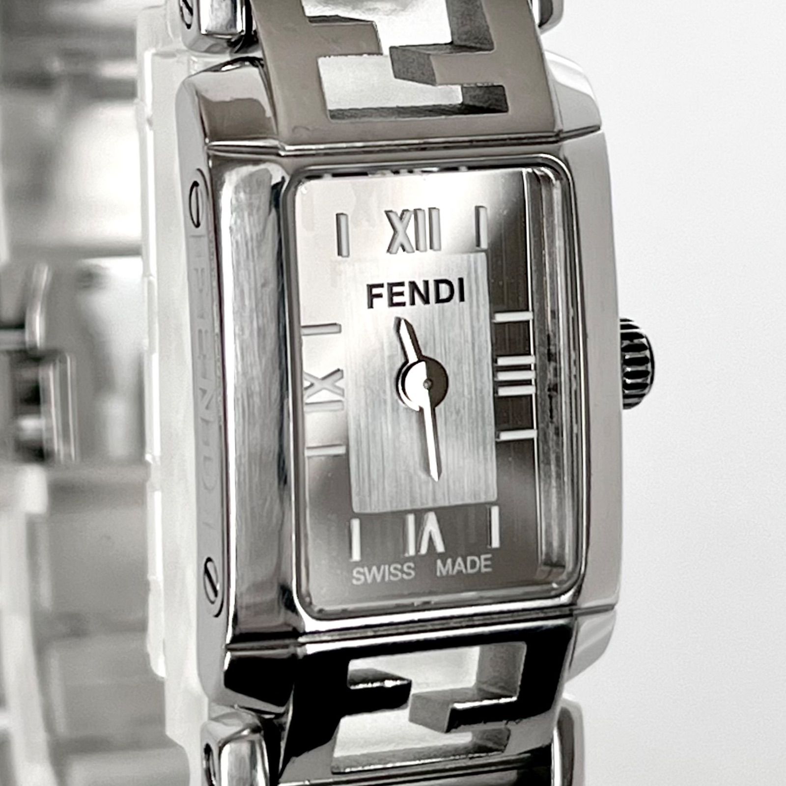 フェンディ 1200L レディース 腕時計 磨き済み 美品】FENDI 電池新品