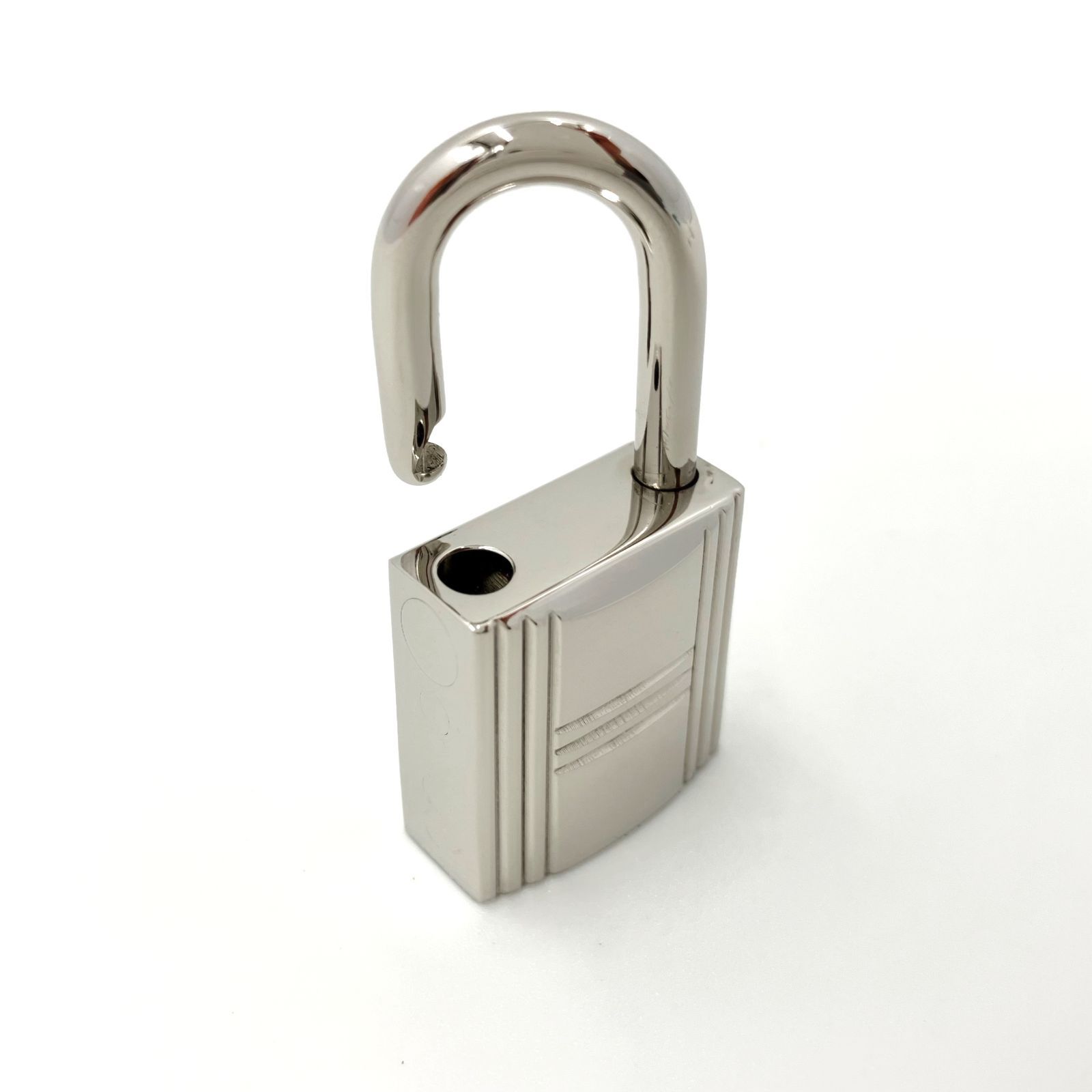 極美品 HERMES エルメス カデナ 111番 南京錠 鍵付き シルバー パッド