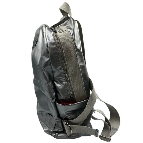 未使用品✨VivienneWestwoodメタリックユーティリティリュック VivienneWestwood メタリックユーティリティ リュック バックパック