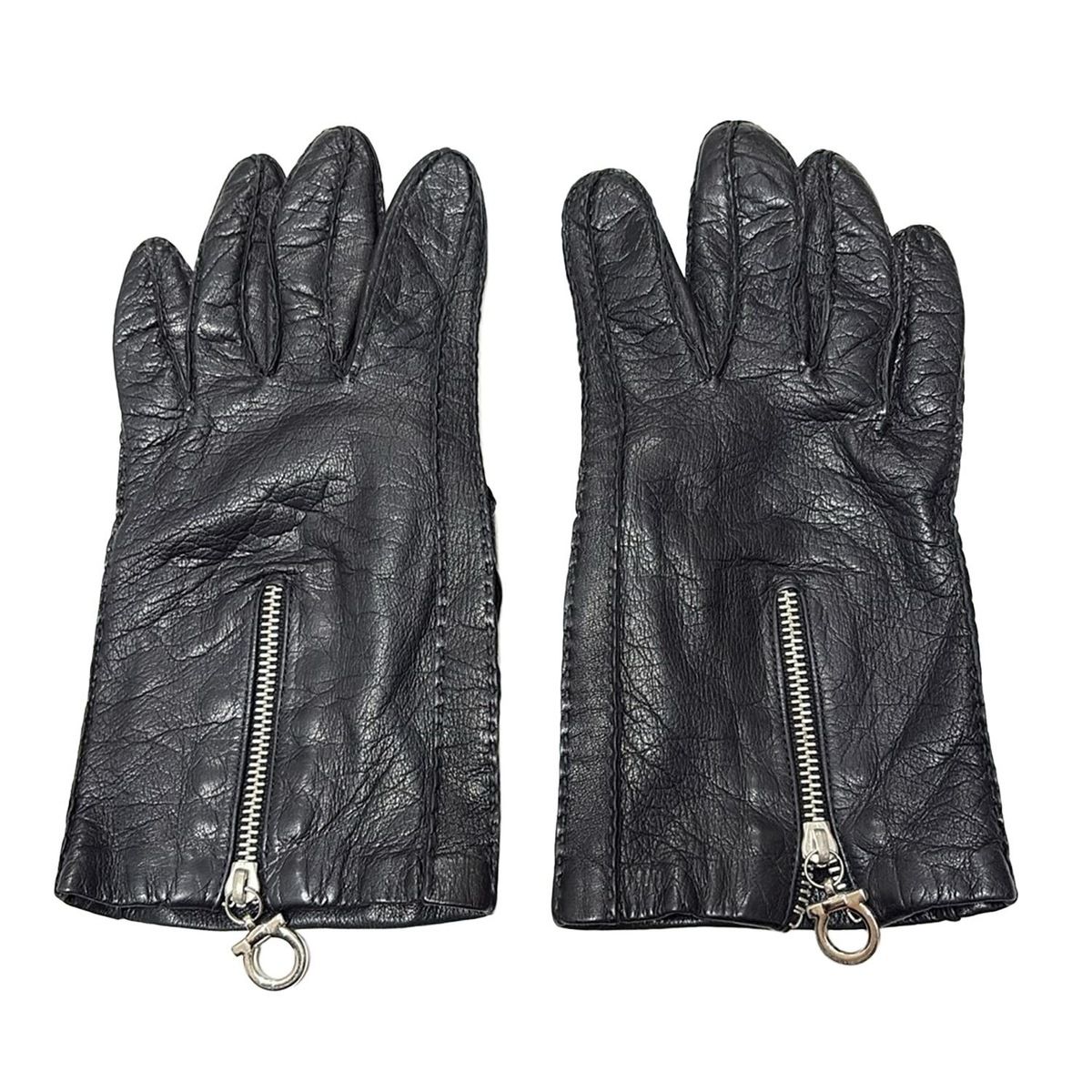 FERRAGAMO SalvatoreFerragamo サルバトーレフェラガモ 手袋 レディース - 黒 ガンチーニ レザー