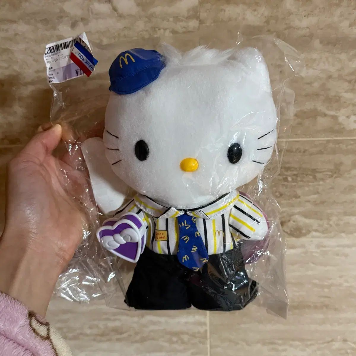 ハローキティ ダニエル ぬいぐるみ マクドナルド 制服シリーズ キティちゃん ダニエル マクドナルド制服 ぬいぐるみ - メルカリ