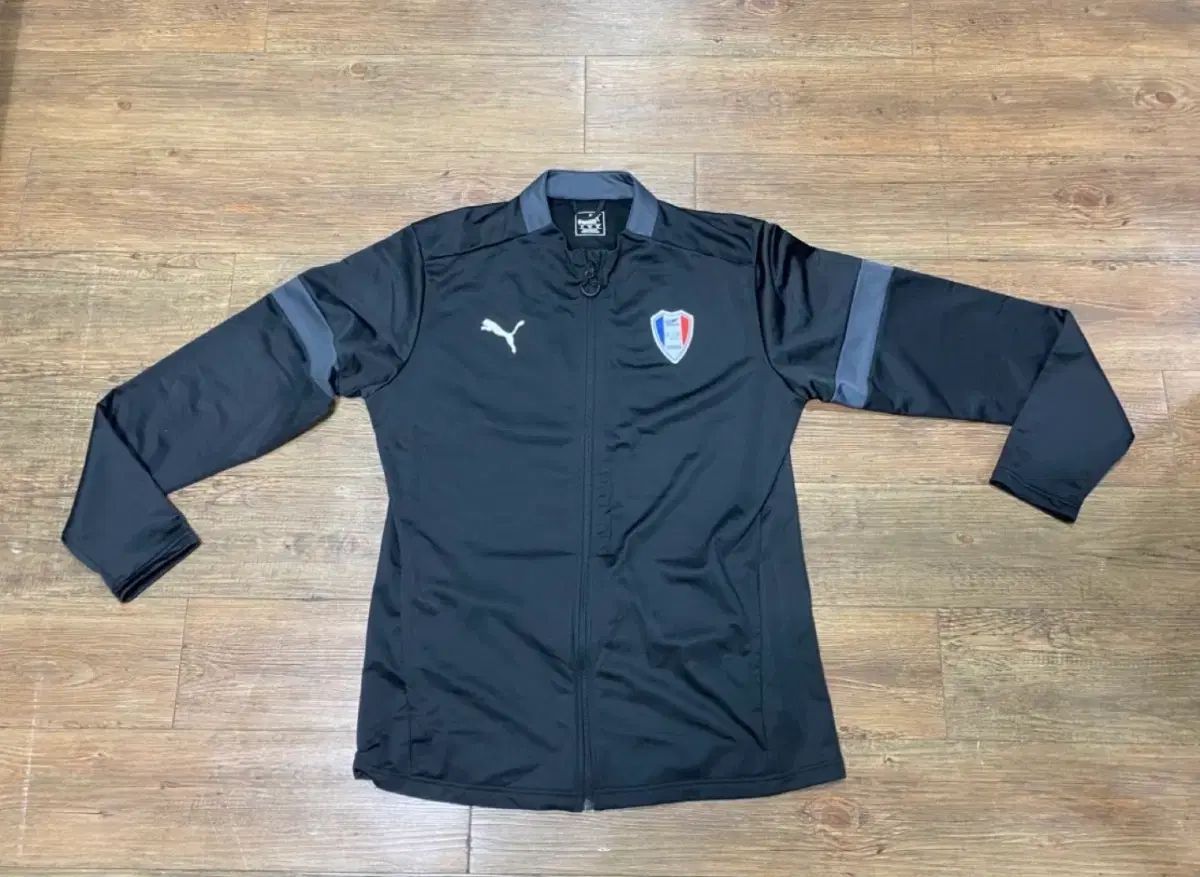 水原三星ブルーウィングス トレーナー ジップアップ