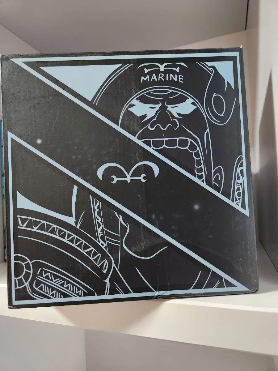 ONE PIECE 海軍中将 ジョーン ジャイアント レジンワールドコレクタブル フィギュア YZスタジオ