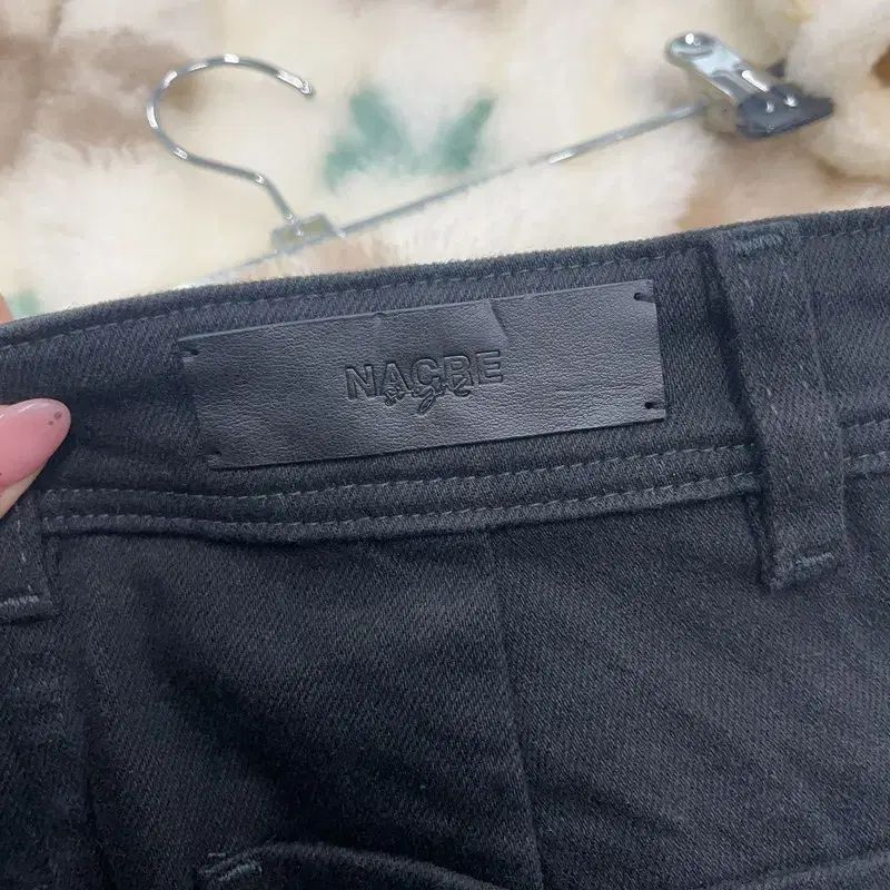  SJSJ The ワイドフィット ブラックジーン デニム 黒ズボン 64 A 02834 チノパン パンツ