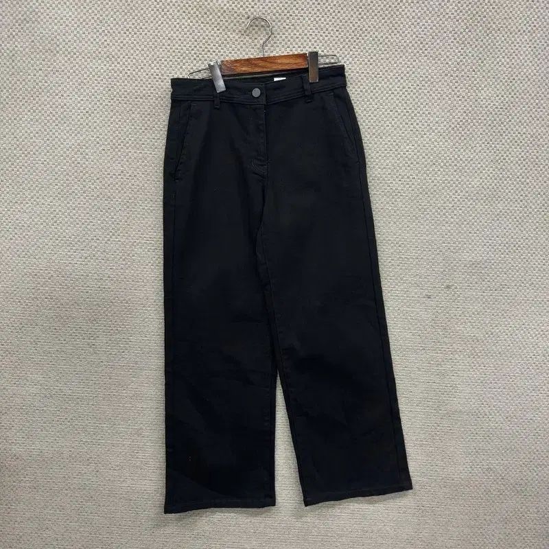 SJSJ The ワイドフィット ブラックジーン デニム 黒ズボン 64 A 02834