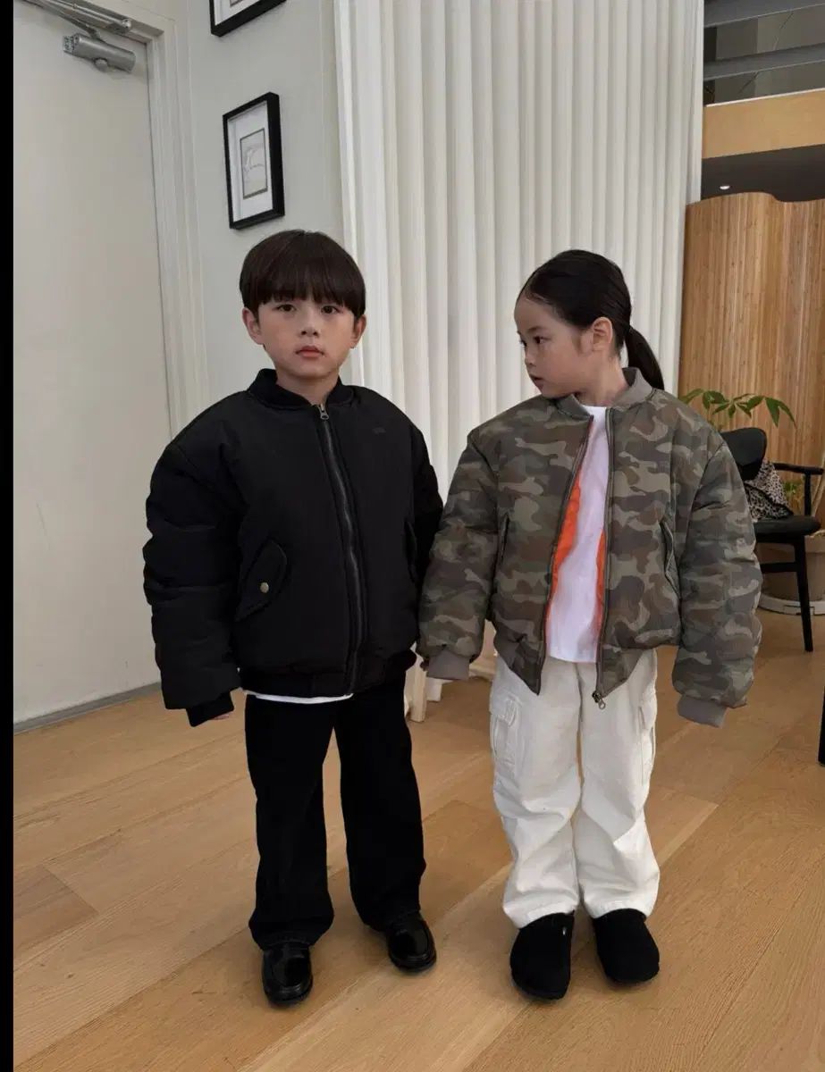 アーティックブルゾン