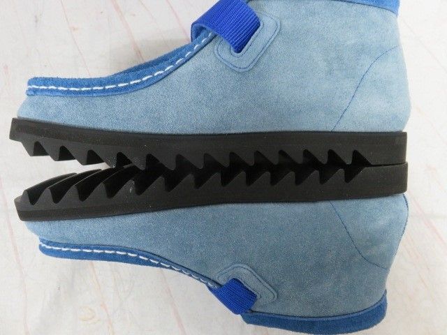 ﾀﾞﾌﾞﾙﾌｯﾄｳｪｱ