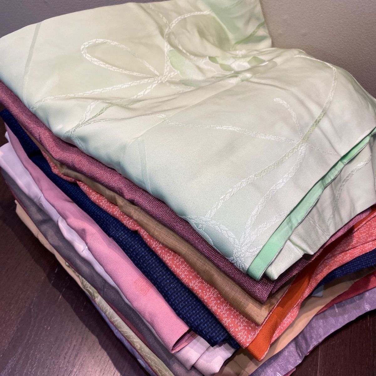 まとめ売り】正絹着物15枚 リメイク素材 ハンドメイド向け - メルカリ