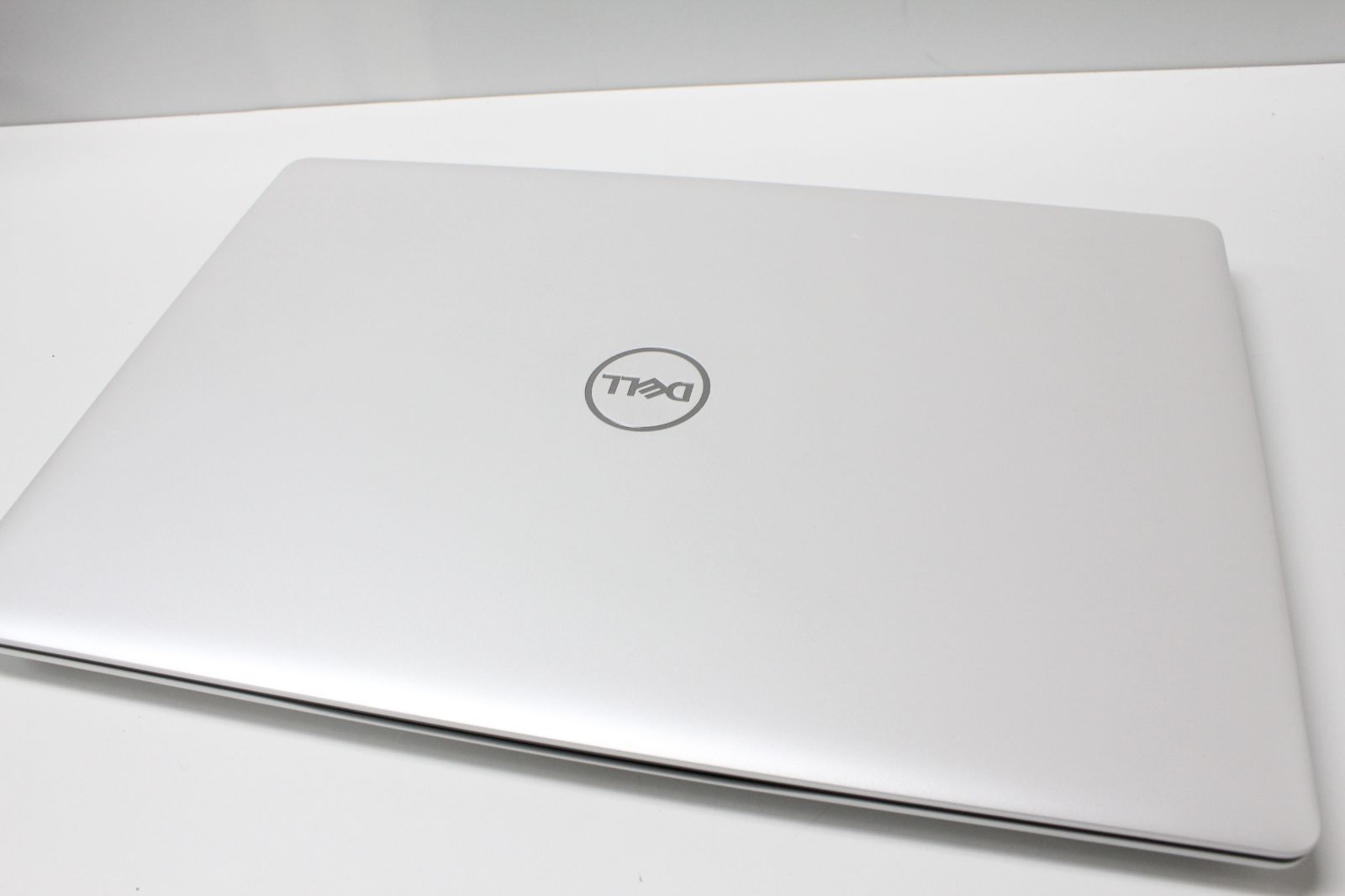 ノートPC Dell Inspiron 5570 Intel Core i 7 メモリ8 GB