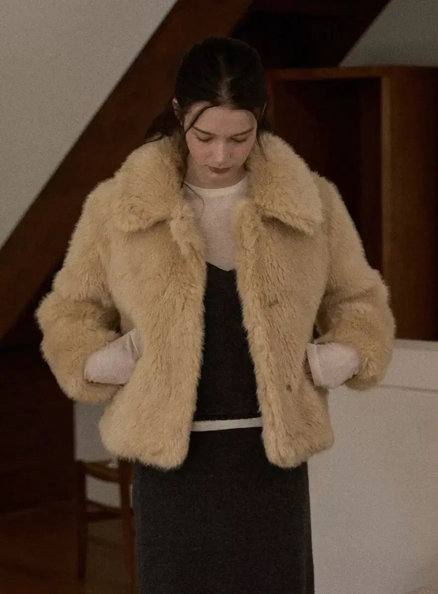 ファージャケット ベージュ