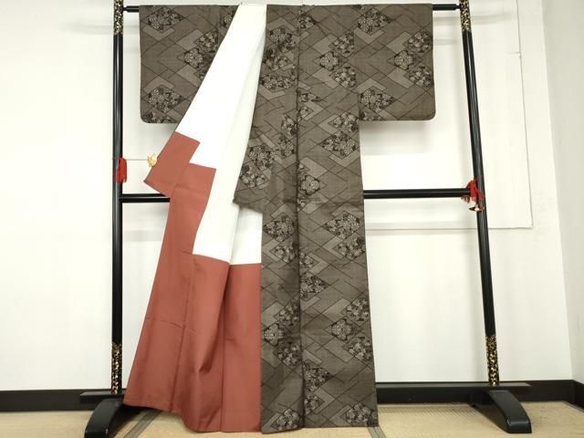  平和屋着物 本場大島紬 一元7マルキ 泥染め 花菱文 正絹 cs 紬 着物