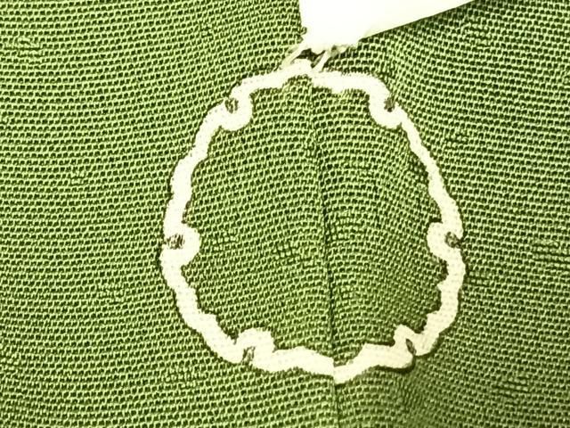 上質な色無地 雪花地紋