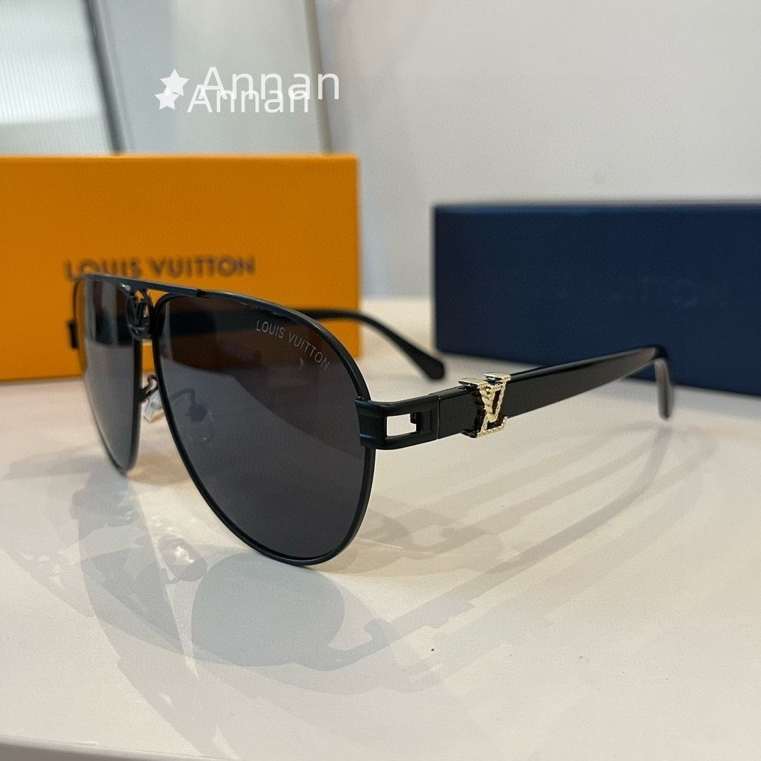 極美品 Louis Vuitton ロゴ入りサングラス 男女兼用 送料込☆極美品 LOUIS VUITTON ルイヴィトン メンズ サングラス - メルカリ