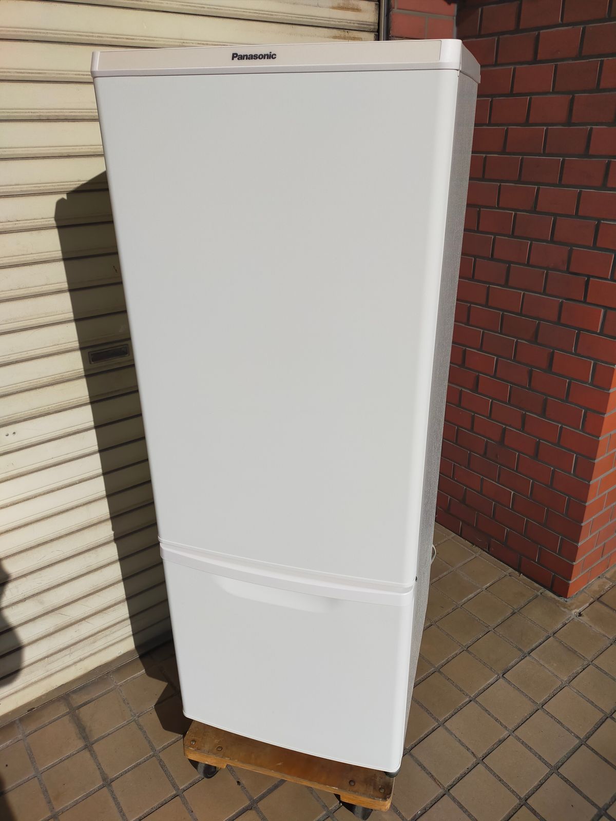 冷蔵庫 パナソニック NR B 17 FW W 168 L 製