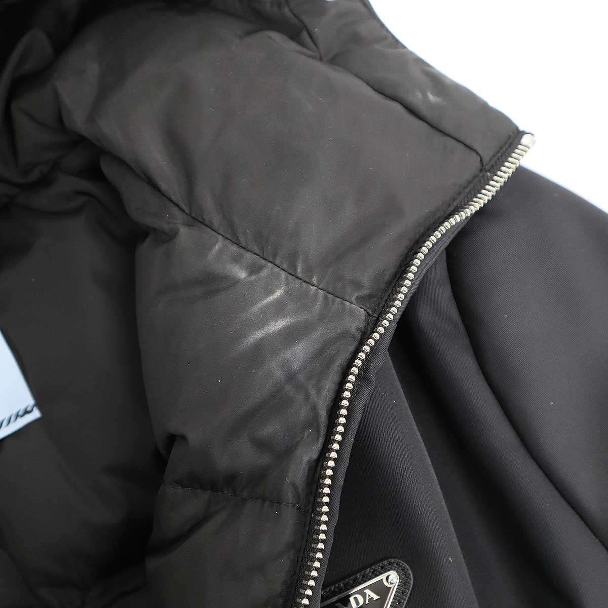 PRADA プラダ 22AW RE-NYLON ロゴプレート ダウンコート 292077