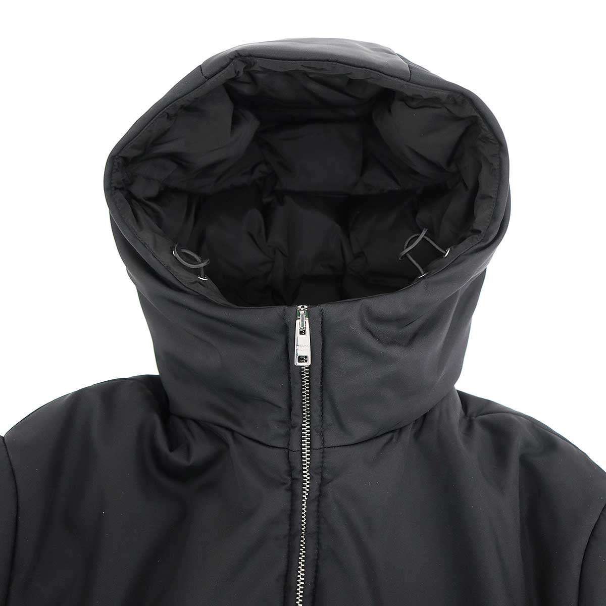 PRADA プラダ 22AW RE-NYLON ロゴプレート ダウンコート 292077