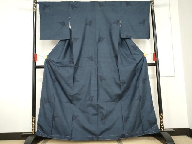 平和屋着物 本場大島紬 一元7マルキ 舞蝶文 ますいわ屋扱い 正絹 cs