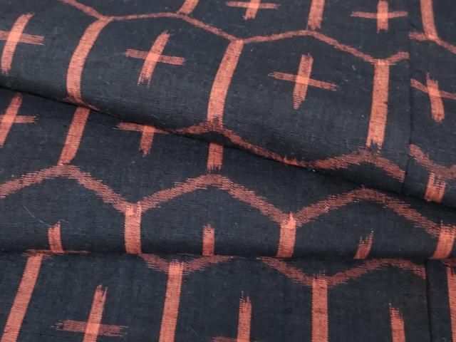 平和屋着物 上質な紬 亀甲文 正絹 cs