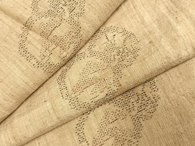 平和屋着物 結城紬 100亀甲 飛び亀甲柄 正絹 fy