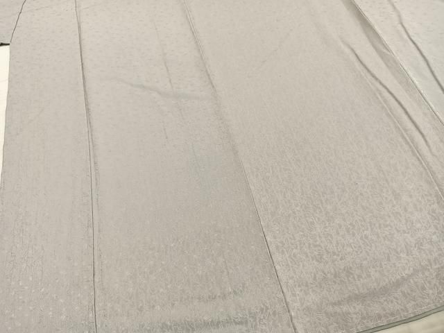 上質な色無地 草葉地紋