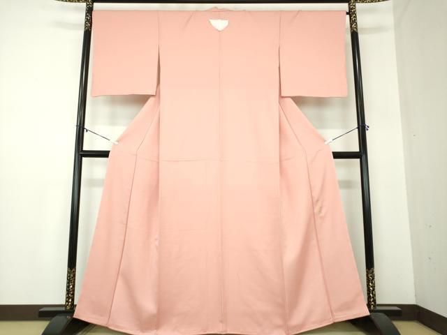 平和屋着物 上質な色無地 作家物 正倉院 珊瑚色 正絹 ps