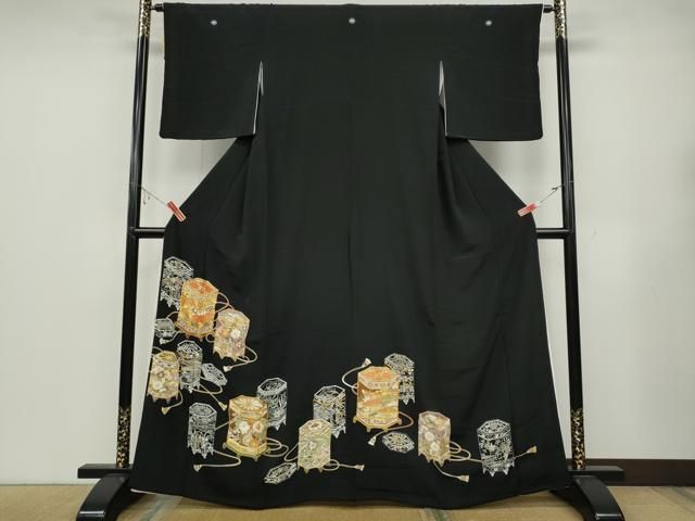 平和屋着物 創業460年 千總 黒留袖 駒刺繍 貝桶花文 金彩 正絹 ut