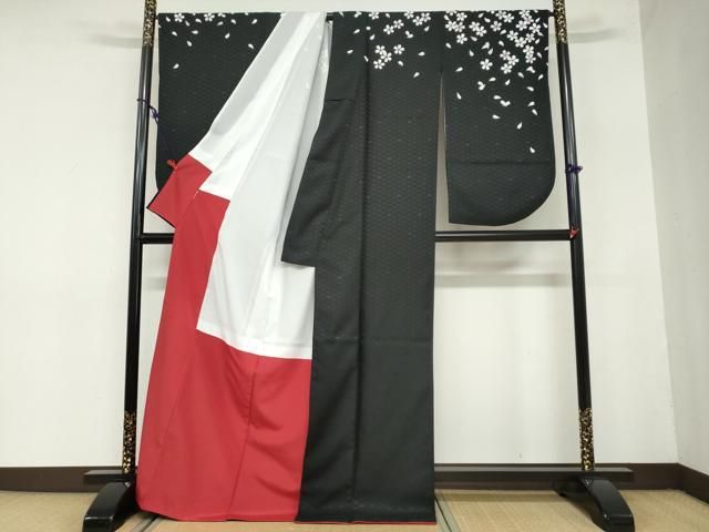 平和屋着物 小振袖 二尺袖 舞桜文 黒地 洗える着物 ud