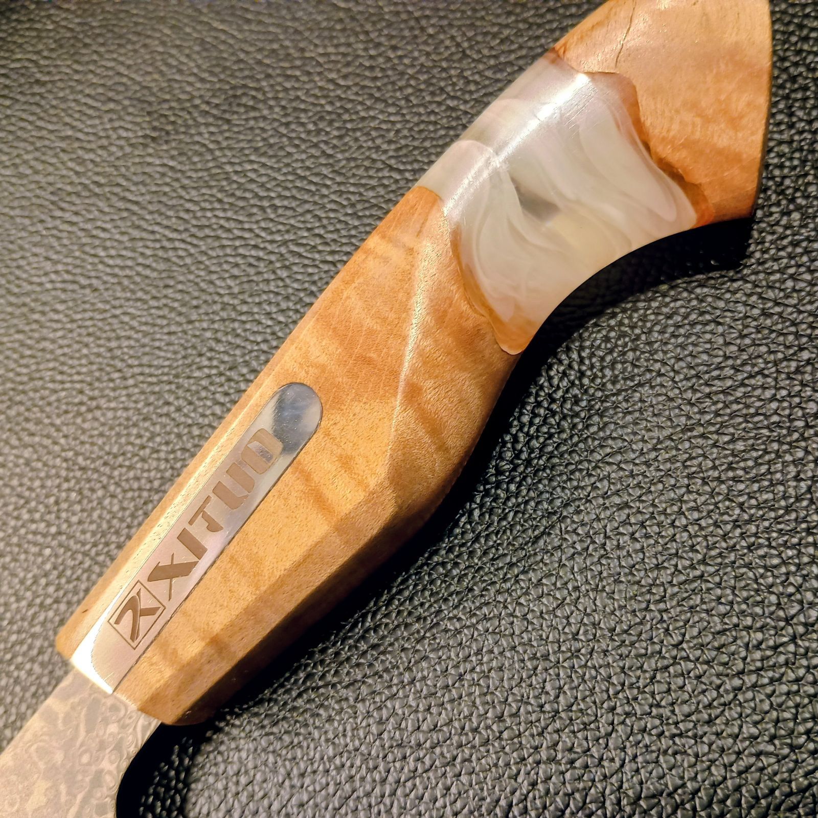 新作】プレゼント付き 67層 ダマスカス鋼 デザイン 牛刀 シェフナイフ