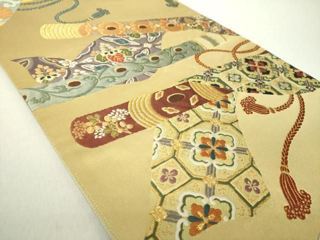 平和屋着物 六通柄袋帯 唐織 能衣雅楽文 金糸 正絹 ps