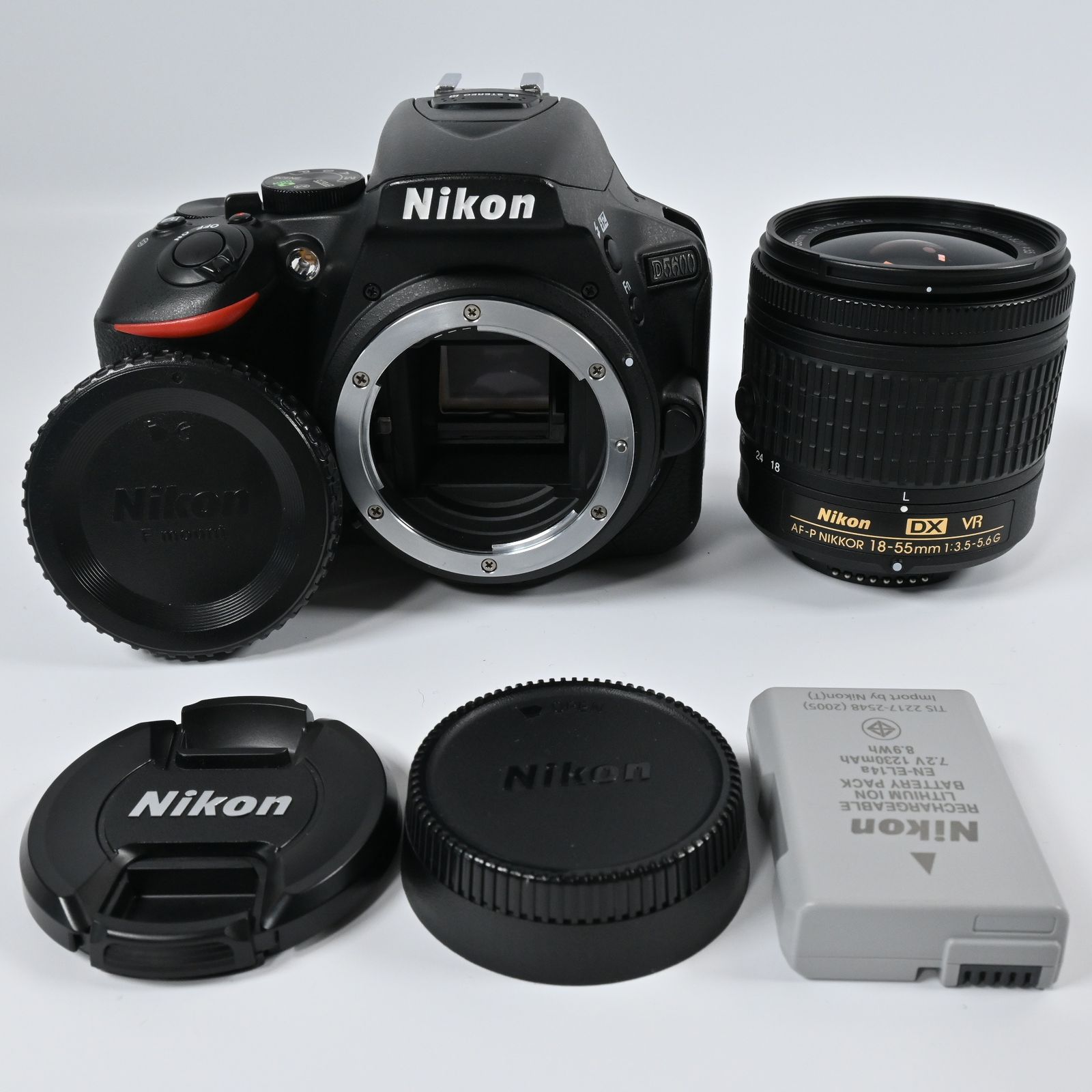 Nikon D5600 AF-P 18-55mm VR レンズキット ショット数 6348回 - メルカリ