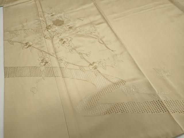 無地絵羽訪問着 花車文