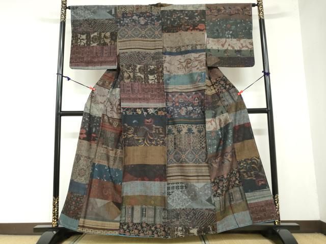 平和屋着物●小千谷紬　横段草花文　百柄　正絹　逸品　未使用　DAAZ7515ud 平和屋着物○小千谷紬 横段草花文 百柄 正絹 逸品 未使用 DAAZ7515ud