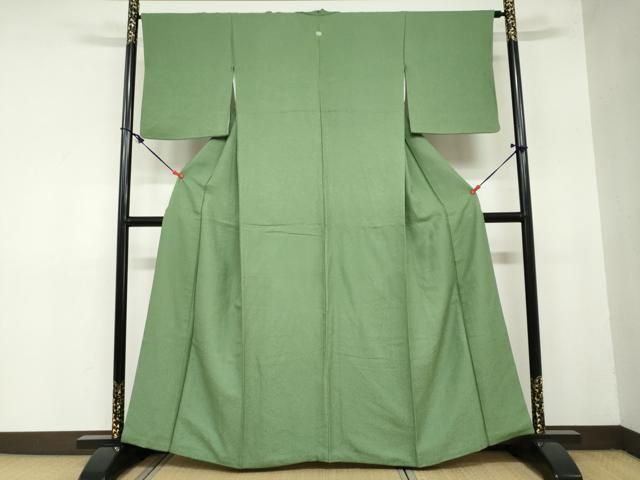 平和屋着物 上質な色無地 唐草地紋 松葉色 さが美扱い 正絹 ud