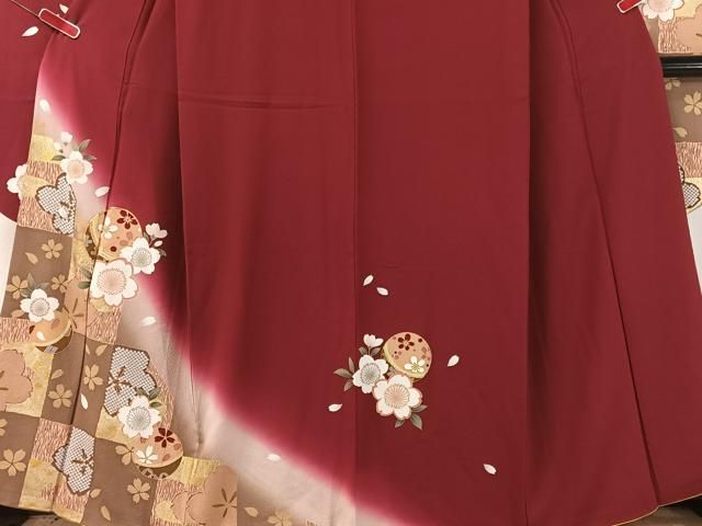  平和屋着物 豪華振袖 駒刺繍 市松舞桜毬文 暈し染め 金彩 京都きもの友禅扱い 正絹 vp 振袖 着物