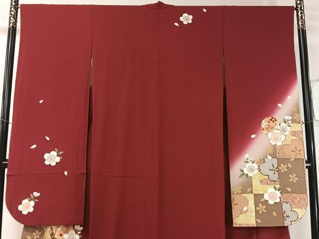 豪華振袖 駒刺繍