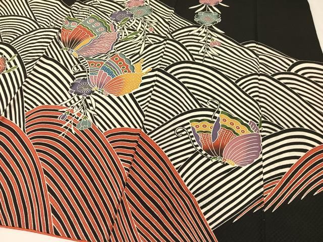 立波舞蝶枝垂れ花文 黒地