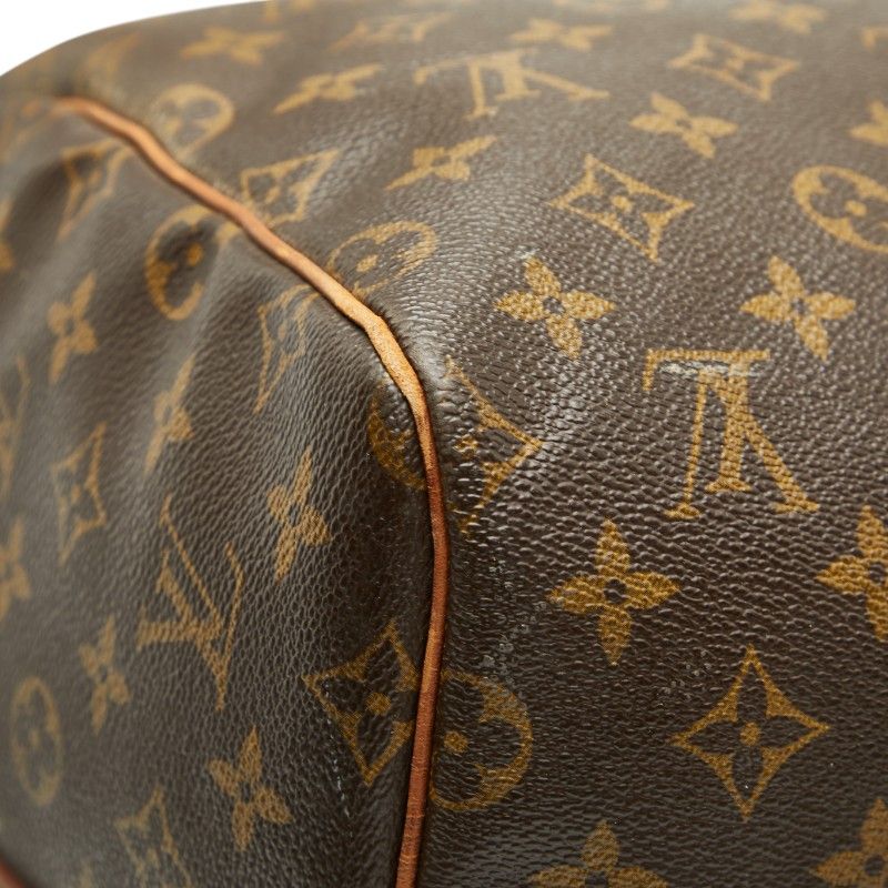 トラベルバッグ